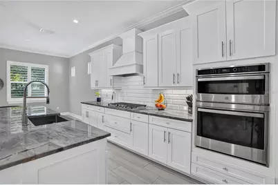 3718 W Dale Avenue, Tampa, FL 33609 - Photo 9