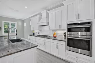 3718 W Dale Ave, Tampa, FL 33609 - Photo 9