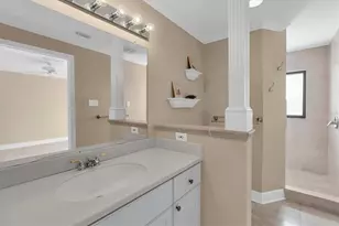 5668 Escondida Blvd S, Saint Petersburg, FL 33715 - Photo 33