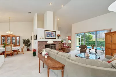 2255 Eagle Bluff Drive, Valrico, FL 33596 - Photo 5