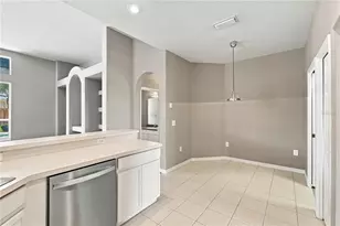 1620 Vistoso Ln, Ruskin, FL 33573 - Photo 11