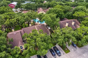 8647 Mallard Reserve Dr, Tampa, FL 33614 - Photo 1