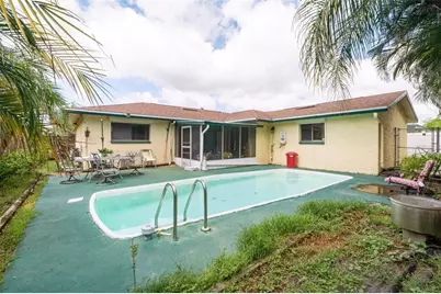 8497 90th Street, Seminole, FL 33777 - Photo 33
