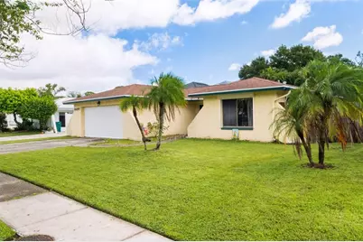 8497 90th Street, Seminole, FL 33777 - Photo 3