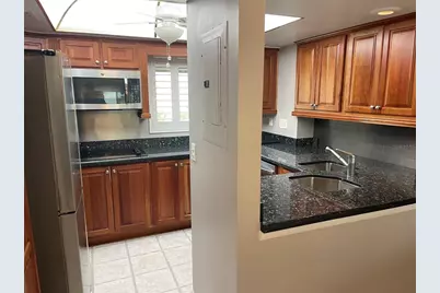 90 S Highland Avenue #1, Tarpon Springs, FL 34689 - Photo 3