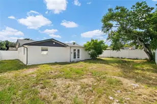 3041 Holiday Lake Dr, Holiday, FL 34691 - Photo 25