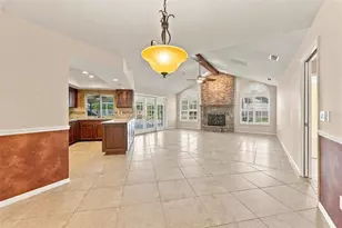 16508 Blenheim Dr, Lutz, FL 33549 - Photo 11