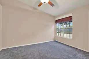 9010 Lake Pl Ln, Tampa, FL 33634 - Photo 23