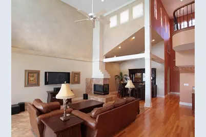 202 Sand Key Estates Drive, Clearwater Beach, FL 33767 - Photo 7