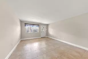 6025 Shore Blvd S, Gulfport, FL 33707 - Photo 9