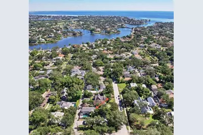 185 24th Avenue N, Saint Petersburg, FL 33704 - Photo 49