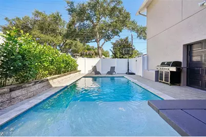 185 24th Avenue N, Saint Petersburg, FL 33704 - Photo 41