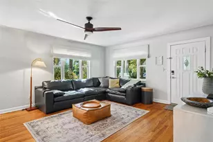 185 24th Ave N, Saint Petersburg, FL 33704 - Photo 3