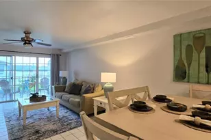 19201 Vista Ln, Indian Shores, FL 33785 - Photo 5