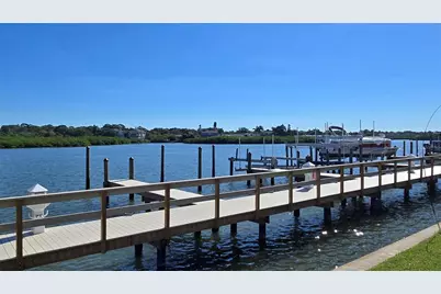 19201 Vista Lane #D2, Indian Shores, FL 33785 - Photo 3