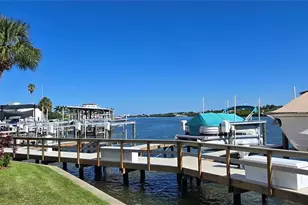 19201 Vista Ln, Indian Shores, FL 33785 - Photo 5