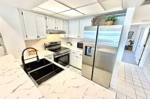 19201 Vista Ln, Indian Shores, FL 33785 - Photo 13