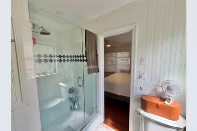 2142 NE 17th Avenue, Wilton Manors, FL 33305 - Photo 25