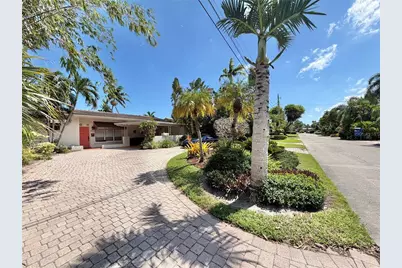 2142 NE 17th Avenue, Wilton Manors, FL 33305 - Photo 5