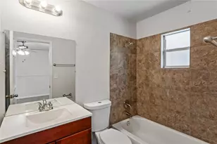 8405 N 37th St, Tampa, FL 33604 - Photo 13