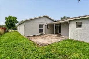 8405 N 37th St, Tampa, FL 33604 - Photo 23