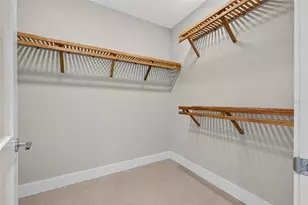 275 1st Ave S, Saint Petersburg, FL 33701 - Photo 25
