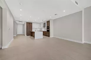 275 1st Ave S, Saint Petersburg, FL 33701 - Photo 15
