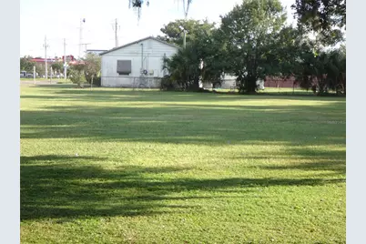1603 James L Redman Parkway, Plant City, FL 33563 - Photo 7