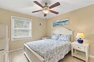 5118 Coquina Key Dr SE, Saint Petersburg, FL 33705 - Photo 9