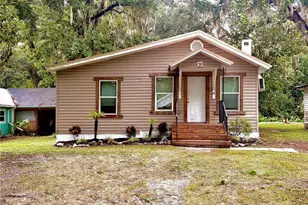 12 61st St, Yankeetown, FL 34498 - Photo 1