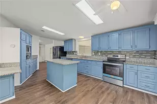 7257 Berry Rd, Zephyrhills, FL 33540 - Photo 19