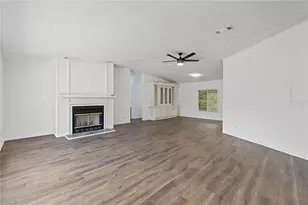 7257 Berry Rd, Zephyrhills, FL 33540 - Photo 5