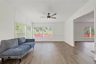 7257 Berry Rd, Zephyrhills, FL 33540 - Photo 17