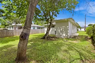 3207 E North Bay St, Tampa, FL 33610 - Photo 15