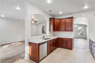 9138 Lost Mill Dr, Land O Lakes, FL 34638 - Photo 9