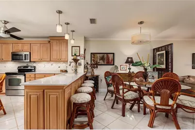 505 Sandy Hook Road #505, Treasure Island, FL 33706 - Photo 9