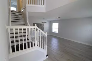 27709 Kirkwood Cir, Wesley Chapel, FL 33544 - Photo 5