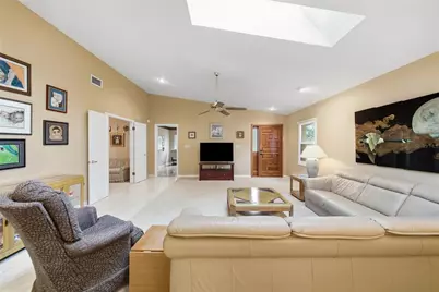 3423 Pico Drive, Tampa, FL 33614 - Photo 11