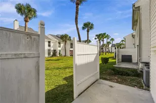 738 Haven Pl, Tarpon Springs, FL 34689 - Photo 19