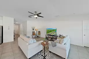 5037 White Chicory Dr, Apollo Beach, FL 33572 - Photo 9