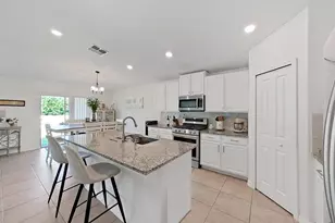5037 White Chicory Dr, Apollo Beach, FL 33572 - Photo 11