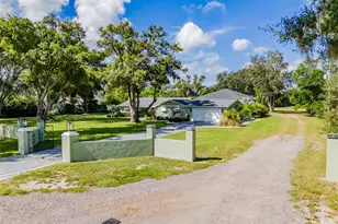 2606 Brucken Rd, Valrico, FL 33596 - Photo 71