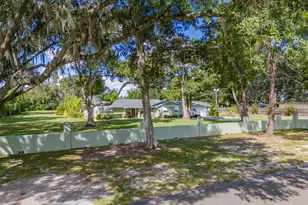 2606 Brucken Rd, Valrico, FL 33596 - Photo 75