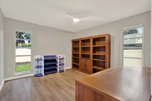 1820 Northwood Dr, Clearwater, FL 33764 - Photo 27