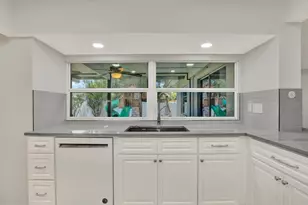 1820 Northwood Dr, Clearwater, FL 33764 - Photo 5