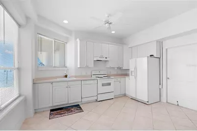 6130 Kipps Colony Drive W, Gulfport, FL 33707 - Photo 53