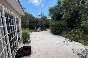 332 NE 92nd St, Miami Shores, FL 33138 - Photo 27