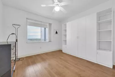4750 Dolphin Cay Lane S #604, Saint Petersburg, FL 33711 - Photo 27