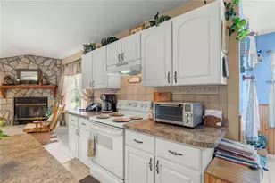 9725 SW 196th Cir, Dunnellon, FL 34432 - Photo 11