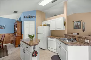 9725 SW 196th Cir, Dunnellon, FL 34432 - Photo 9